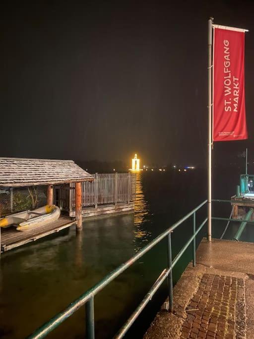 Schoene Ferienwohnung Mit Wolfgangseeblick Strobl Bagian luar foto