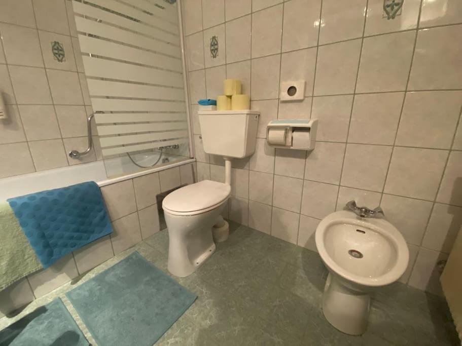 Schoene Ferienwohnung Mit Wolfgangseeblick Strobl Bagian luar foto